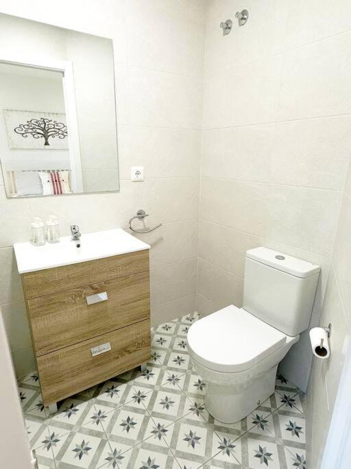 Apartamento De Diseno En Laredo Centro Luaran gambar