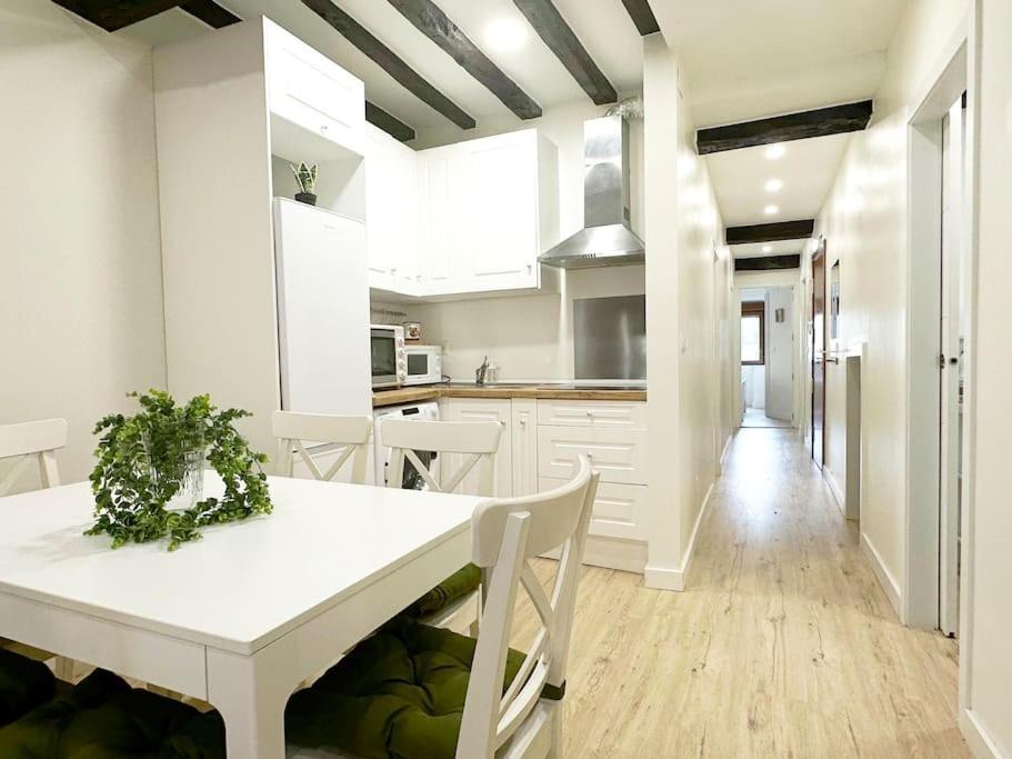 Apartamento De Diseno En Laredo Centro Luaran gambar
