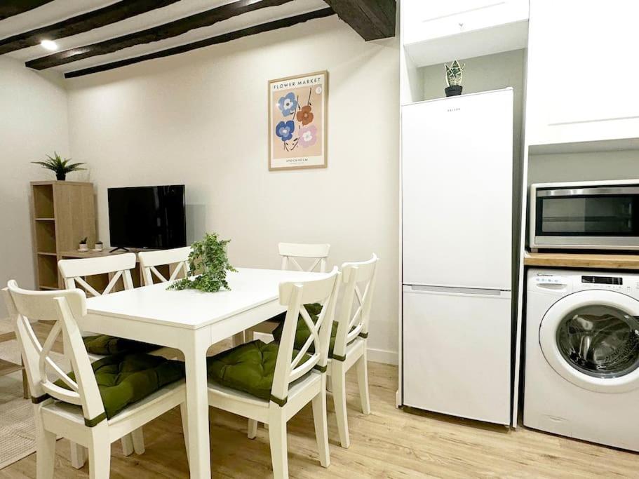Apartamento De Diseno En Laredo Centro Luaran gambar